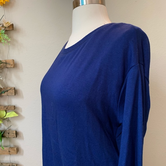 Beyond Yoga Open Back Crew Neck Sweatshirt - Picture 4 of 4